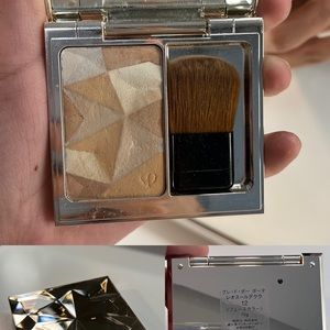 Cle de Peau Highlighter Color 12